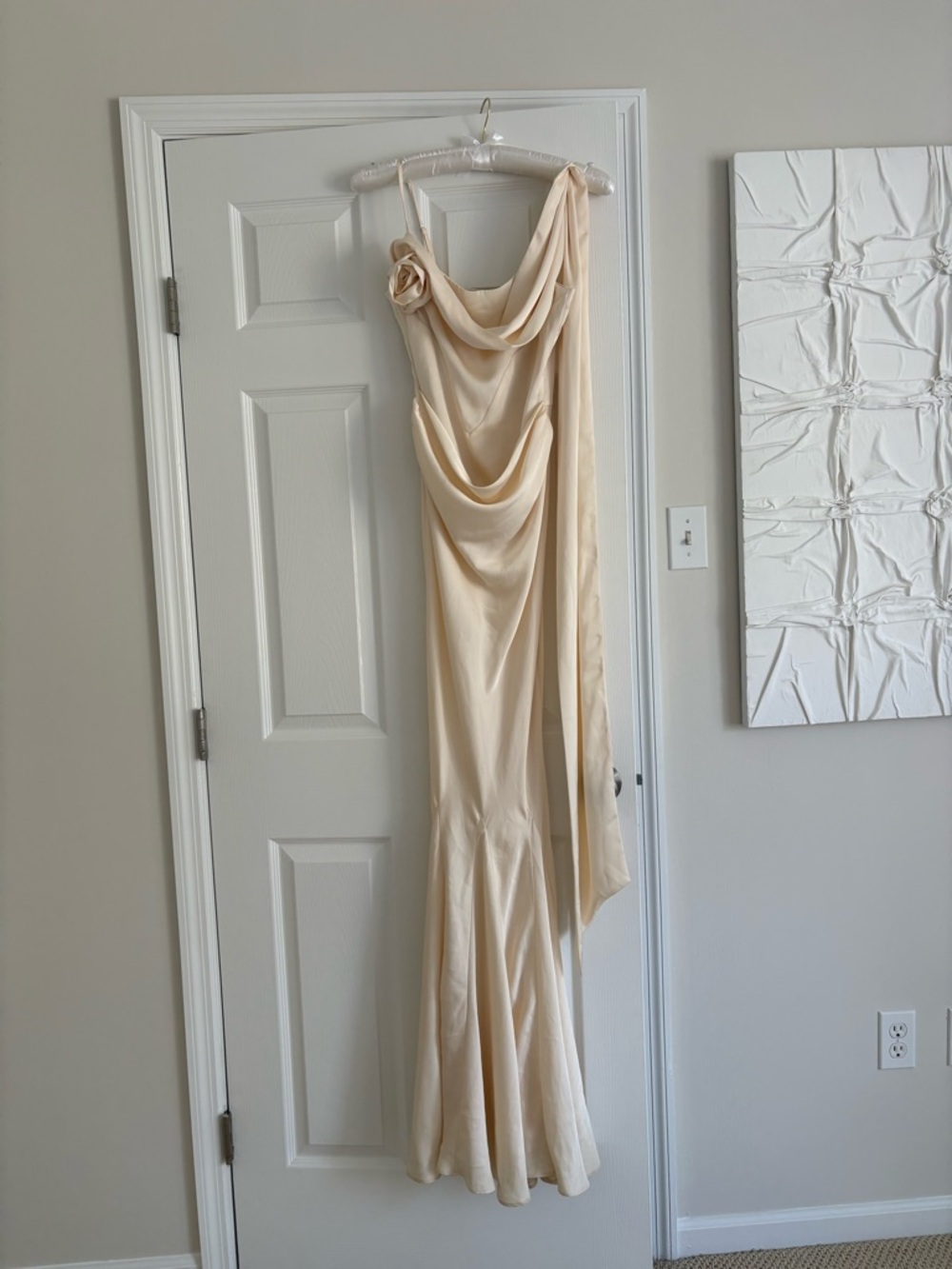 Leau Elegant Cream Satin Dress - Picture 2 of 11